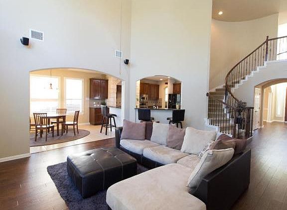 3rd image of 5616 Fort Benton Dr