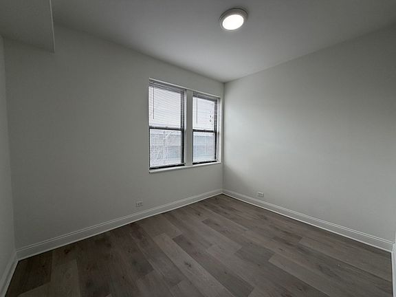 5th image of 4836 N Winthrop Ave #2W