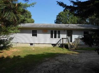 8733 Nevins Rd, Greenville, MI 48838