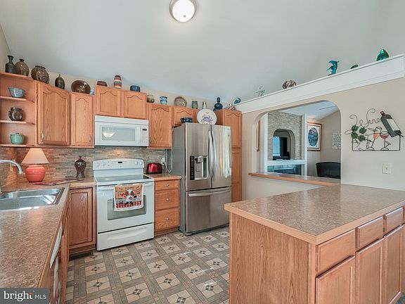 5th image of 4200 Saint Catherines Ct