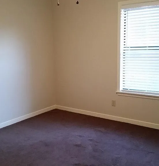 824 Madison Ave — Photo 10