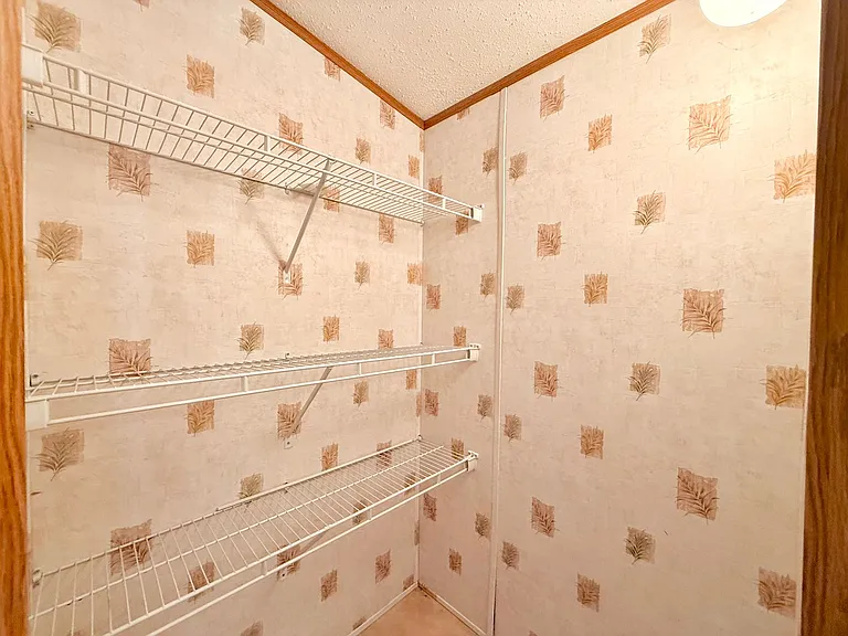 203 Lost Forest Rd — Photo 14