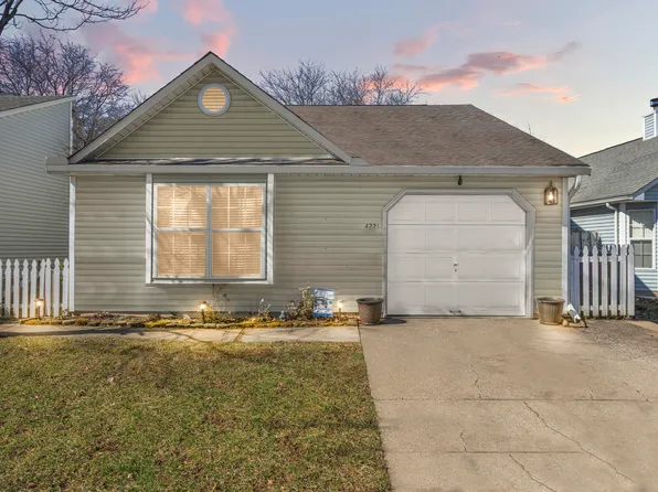 4221 Kensington Garden Ct, Lexington, KY 40514