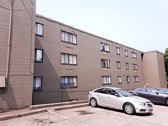 3rd image of 707 Ohio River Blvd #204
