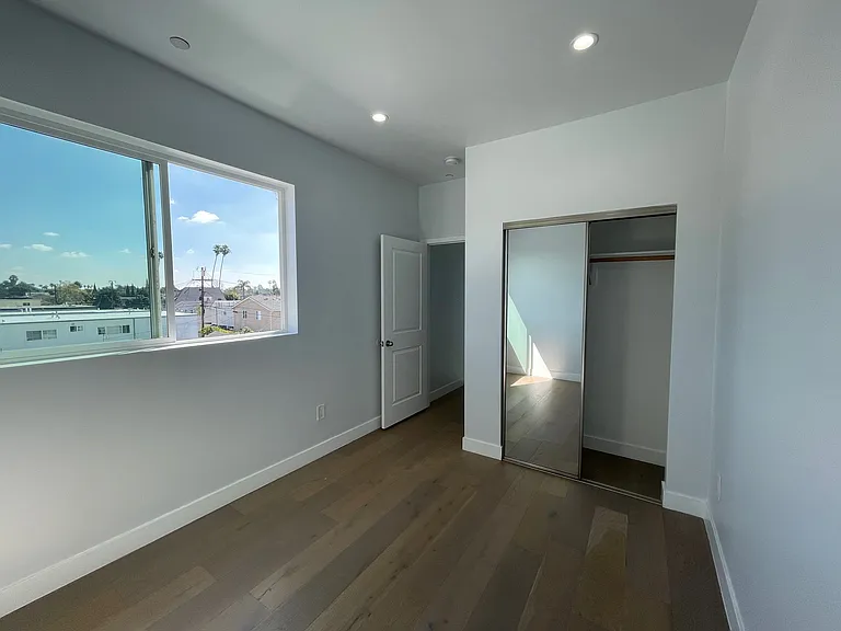 2650 Hauser Blvd — Photo 23