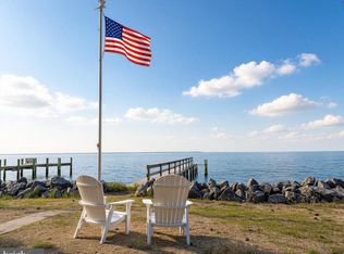 18167 River Rd, Tall Timbers, MD 20690