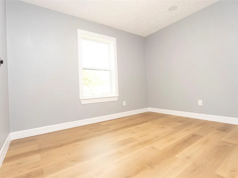 10030 Tahoka Ln — Photo 14