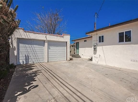 3rd image of 3576 Opal St
