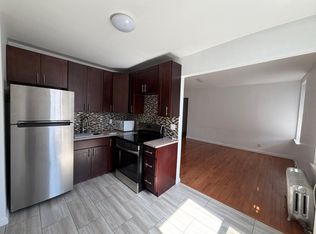 39-44 24th St #2C, Long Island City, NY 11101
