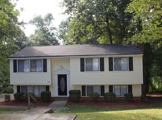 2106 Kingstree Cir, Gastonia, NC 28054
