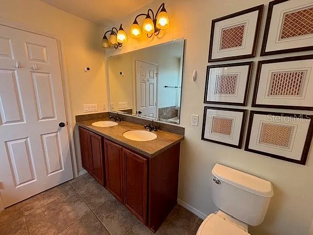 11844 Chateaubriand Ave — Photo 26