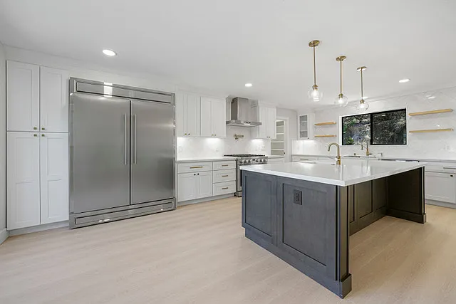 3 bed, 2127 sqft, $5,500 — Photo 4
