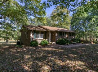 8283 Pinewood Rd, Nunnelly, TN 37098