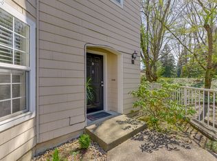 8410 SW Curry Dr UNIT D, Wilsonville, OR 97070