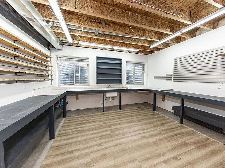 1118 Seabiscuit Dr — Photo 55