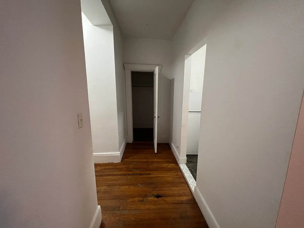 Building Photo - 238 Hemenway St #14