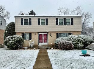 1816 Gina Dr, West Mifflin, PA 15122