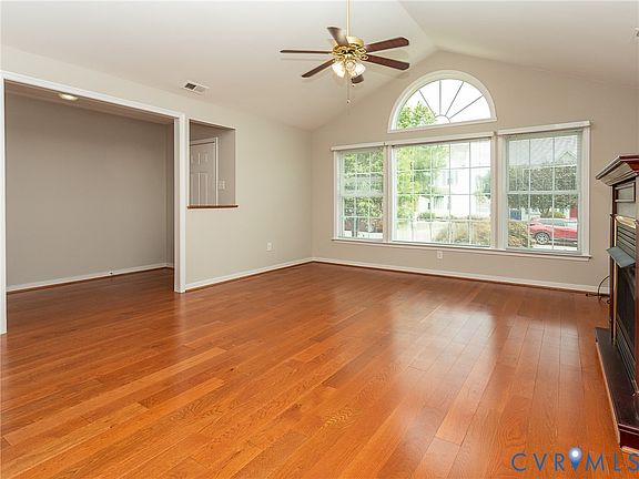 2nd image of 6059 Shiloh Pl
