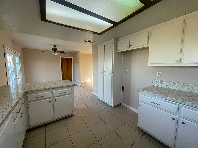 8925 Satinwood Ave — Photo 3