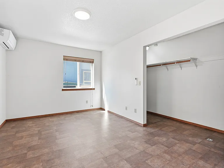 510 NE Quimby Ave #2 — Photo 13