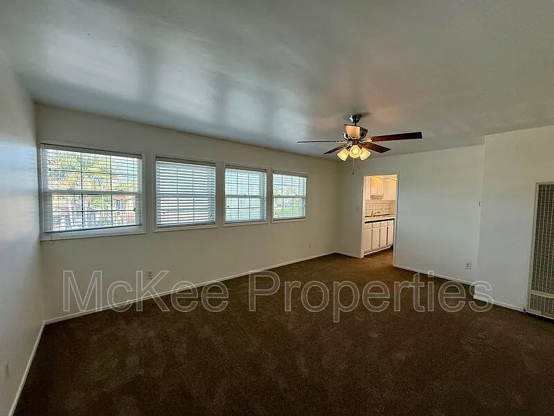 Building Photo - 4473 Alabama St #16