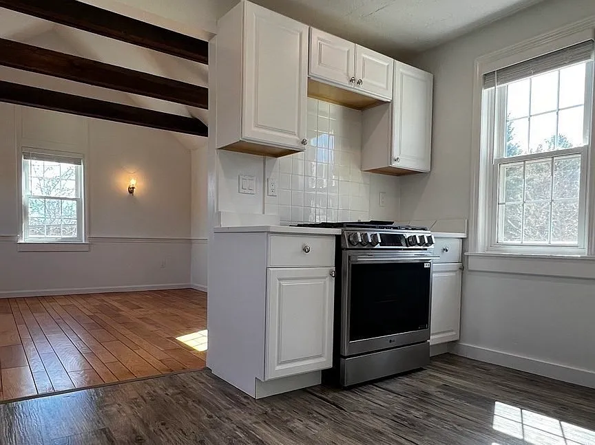 2 bed, 1282 sqft, $2,750 — Photo 4