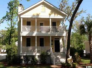 5 Battery Point Ln, Beaufort, SC 29902