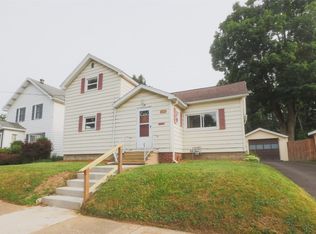 129 E Irving St, Corry, PA 16407