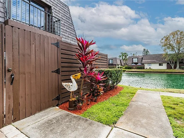 15232 E Pond Woods Dr #15232 — Photo 9