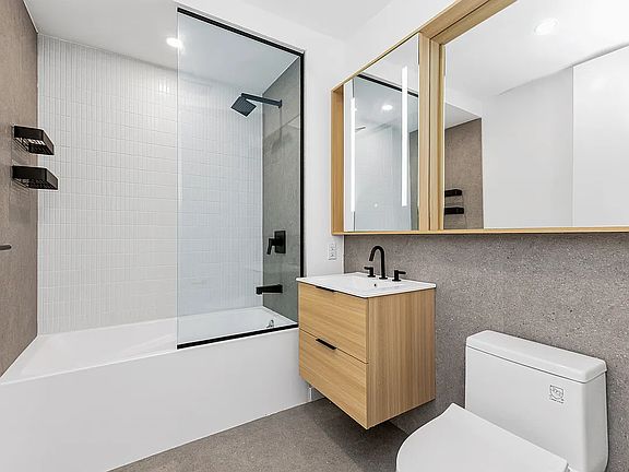 5th image of 1010 Pacific St #691