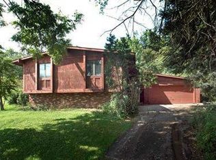 301 Coleman Dr, Monroeville, PA 15146