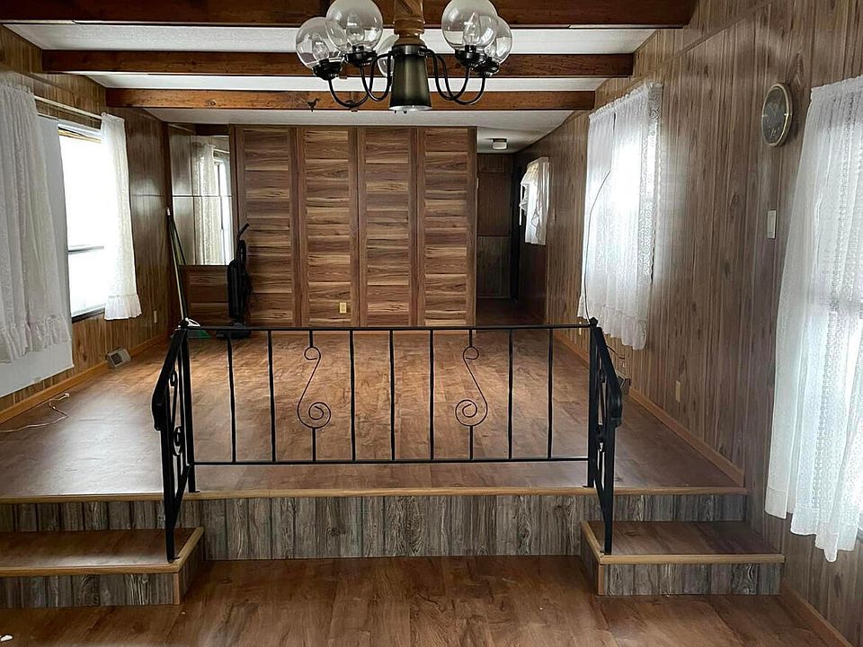 303 5th Ave SE, Crosby, ND 58730 MLS 4006697 Zillow