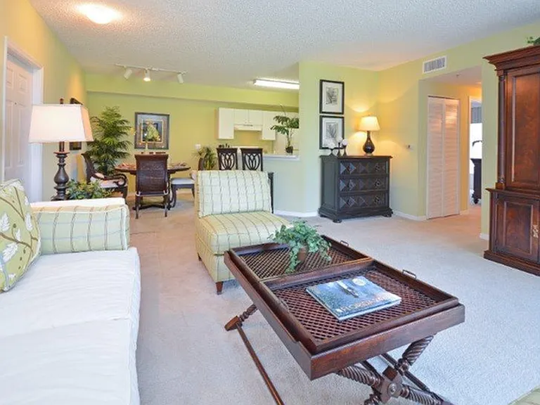 Spacious 1 Bedroom Living Area