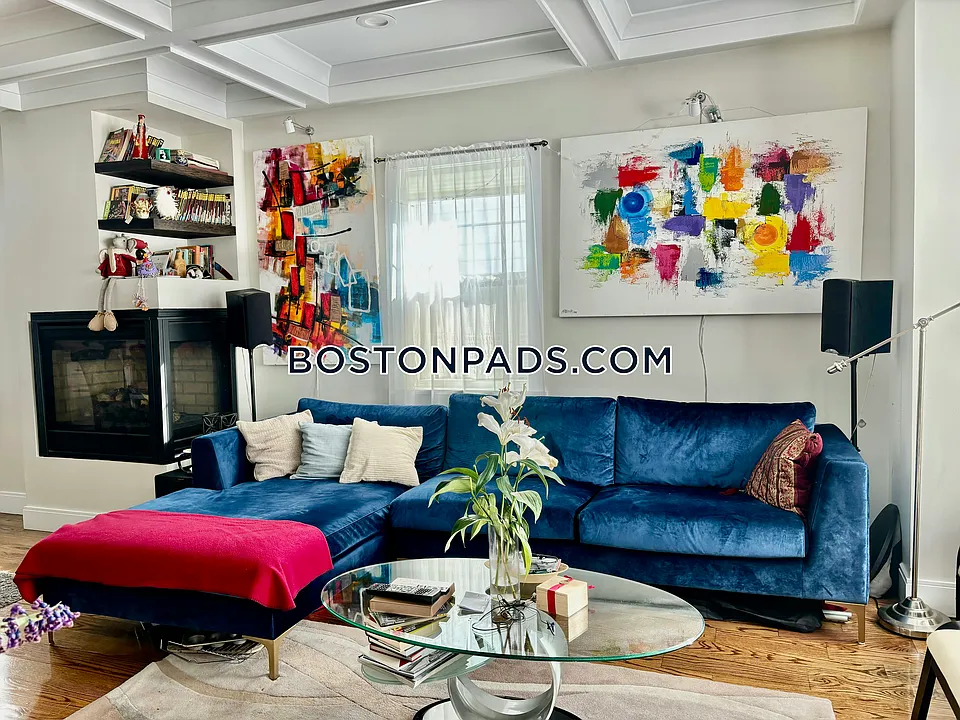 7 Webster St #1