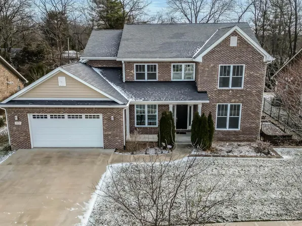 273 S Roaring Fork Dr, Bloomington, IN 47401