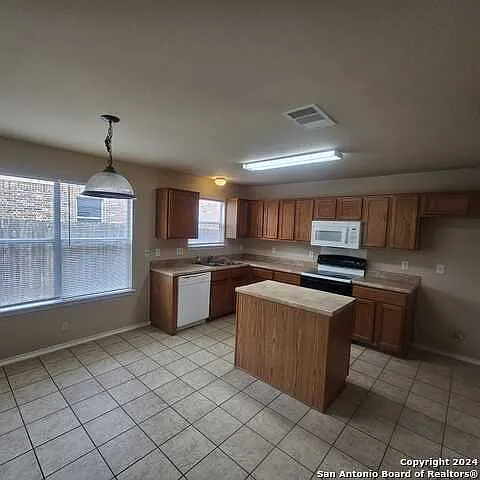 4007 Dunn Oak Dr — Photo 7