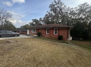 1031 Pine St NE, Conyers, GA 30012