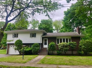 15 Sycamore Rd #0, Wakefield, MA 01880