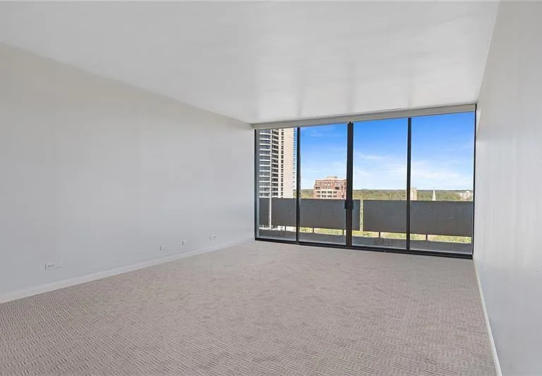2575 Peachtree Rd NE #22A — Photo 2