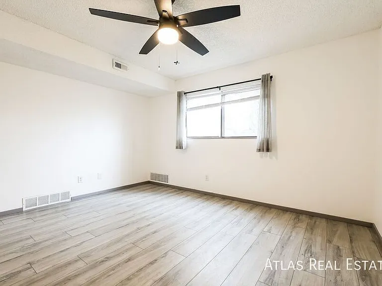 519 Wright St #305 — Photo 10
