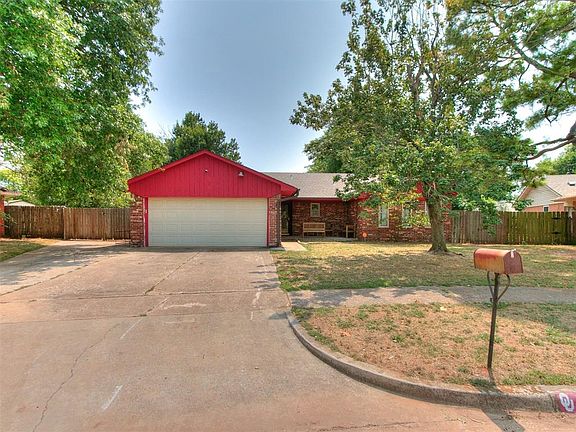 4th image of 1716 Abe Martin Dr