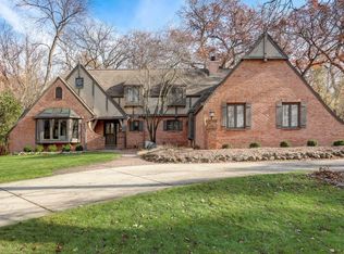 468 Garrison Ct, Delafield, WI 53018