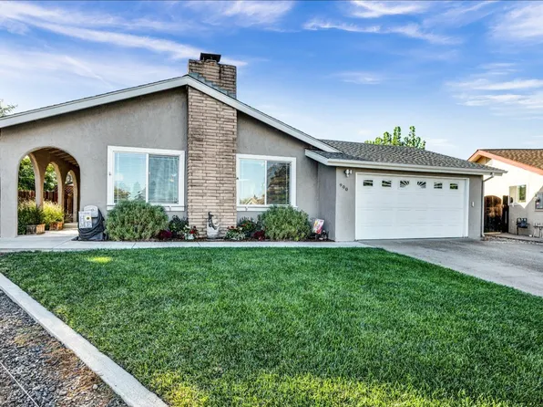 900 Palmetto Way, Petaluma, CA 94954