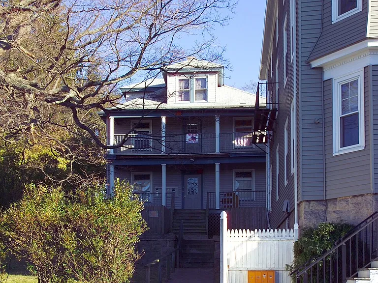 229 Rock St #6 — Photo 8