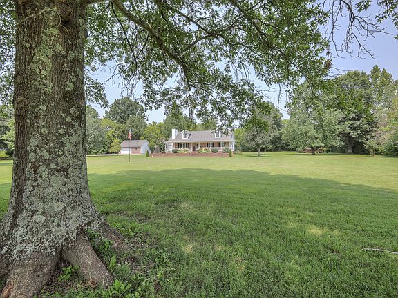 5th image of 3064 Wilson Pike