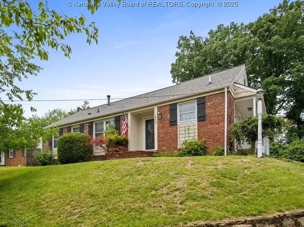 1528 Loudon Heights Rd, Charleston, WV 25314