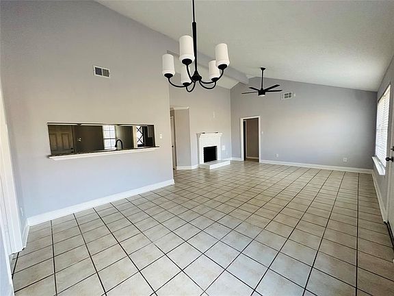 4th image of 10823 Mesquite Dr
