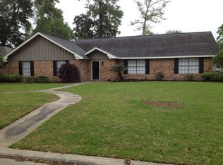 1701 Azalea St, Sulphur, LA 70663