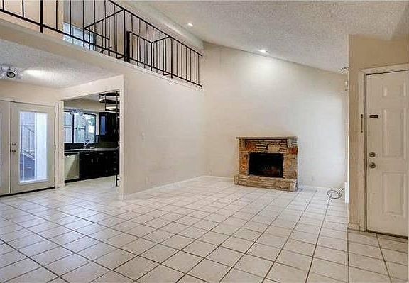 5th image of 1710 Timberwood Dr