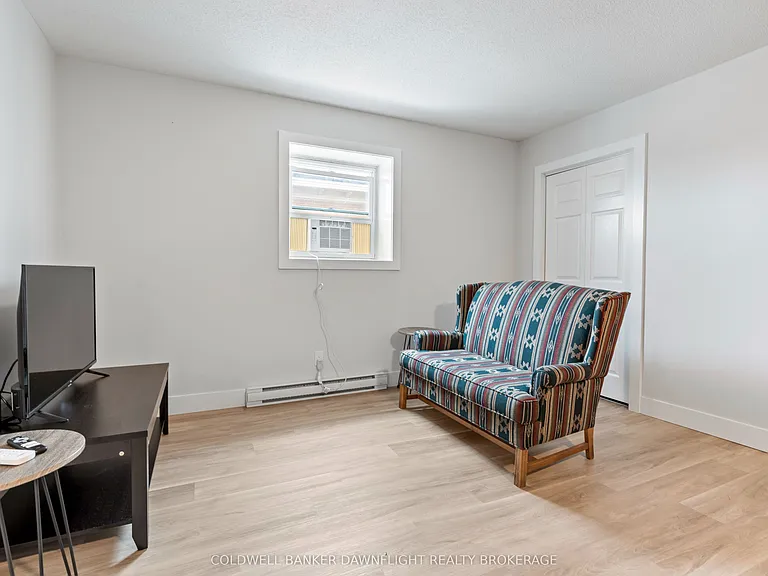 383 Main St S #4 — Photo 5